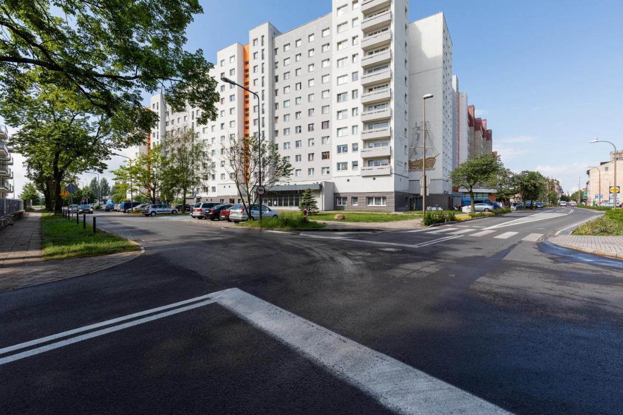Apartament Z Widokiem Na Port Swinoujscie By Noclegi Renters Eksteriør bilde